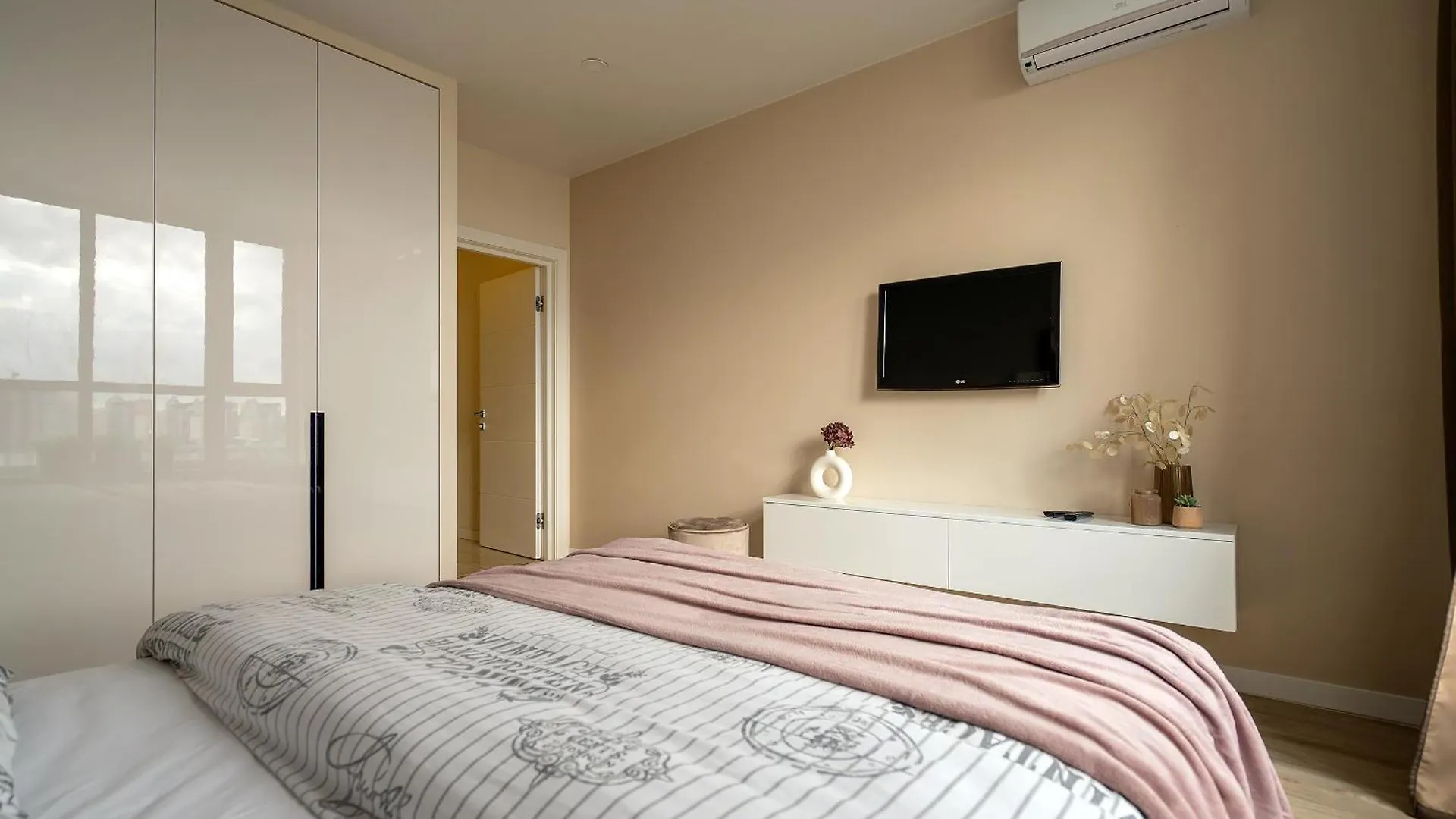 Victory Deluxe 2 Room Apartment Kiev Ucrania